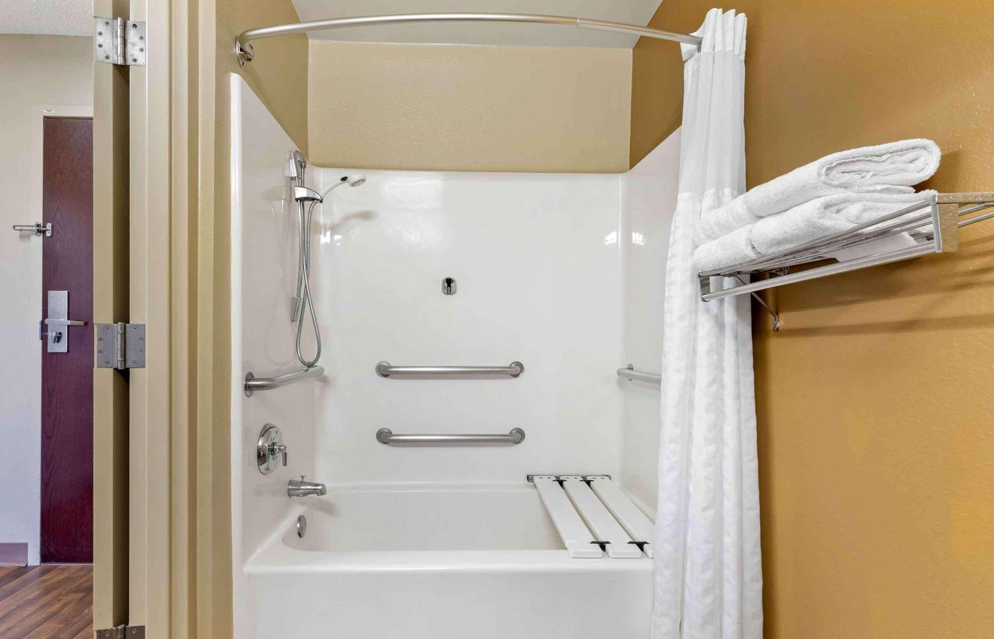 Extended Stay America Select Suites - Des Moines - Urbandale Clive Exterior photo