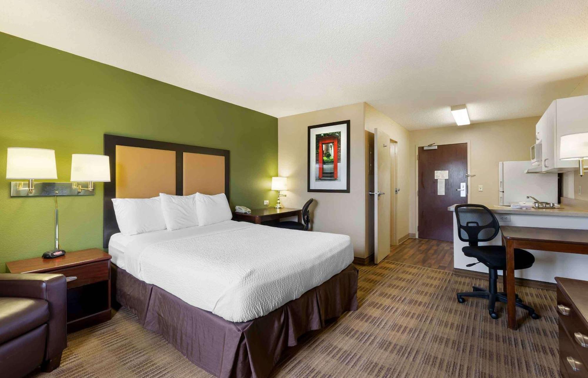 Extended Stay America Select Suites - Des Moines - Urbandale Clive Exterior photo